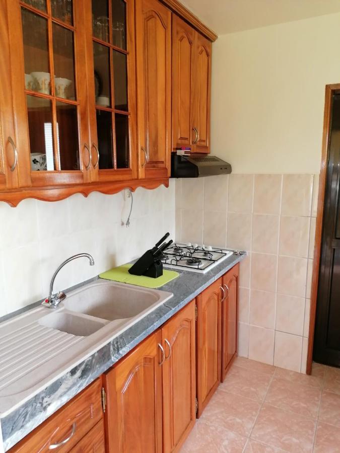 Residencial Chez Flor Apartment Porto Novo  Exterior photo